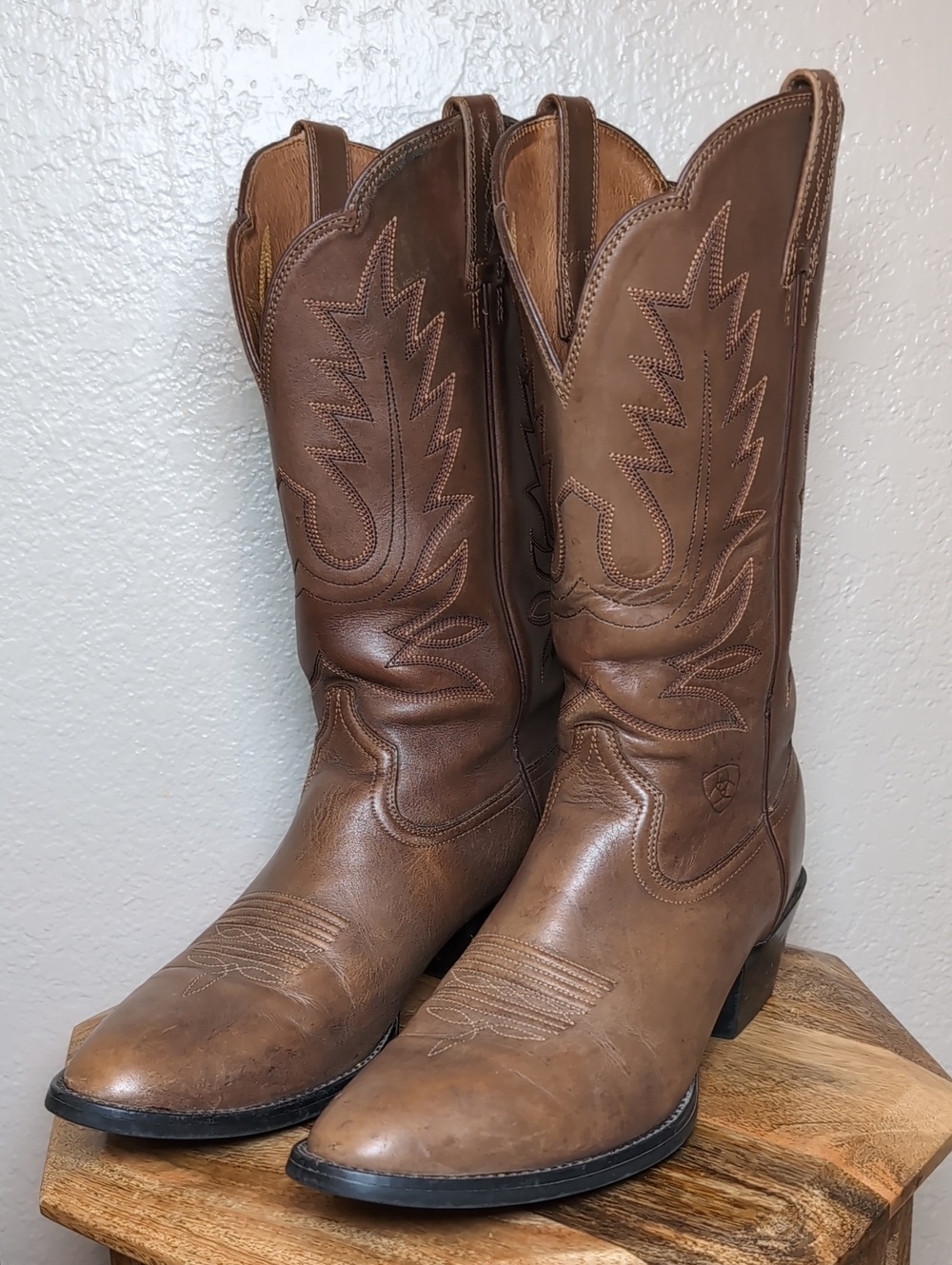 Ariat Heritage Western Brown Leather Cowboy Boots
